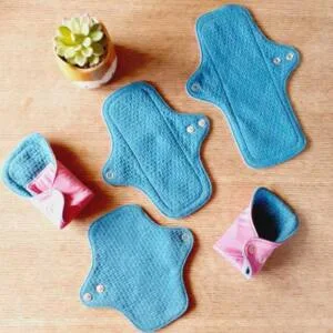 Serviette hygiénique ou urinaire lavable, 3 tailles, Fait main, Ecoresponsable par Laurilou création