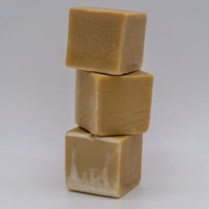 Le Cabri savon pour peaux sèche au lait de chèvre et miel par Fabrique du Bois Vignaud