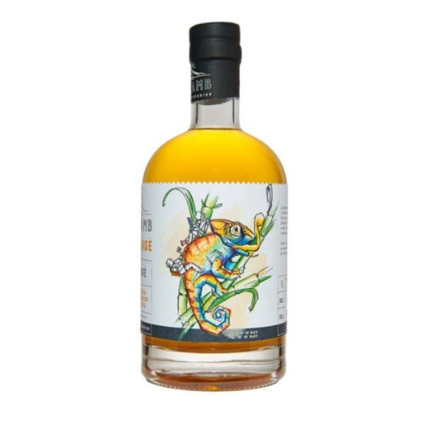 Rhum arrangé Ananas Victoria et Fruit de la Passion "Le Classik" par Les Rhums Gadyamb