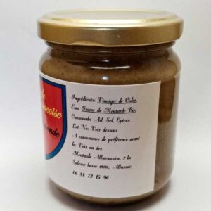 Moutarde aux épices du monde artisanal produite à partir de graines de moutarde bio par Moutarde Albussacoise à Albussac en Corrèze