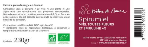 Étiquette de Spirumiel de la Miellerie de Baume présentant du miel toutes fleurs et de la spiruline, avec des informations sur les bienfaits et la composition, certifié agriculture biologique, 230g.
